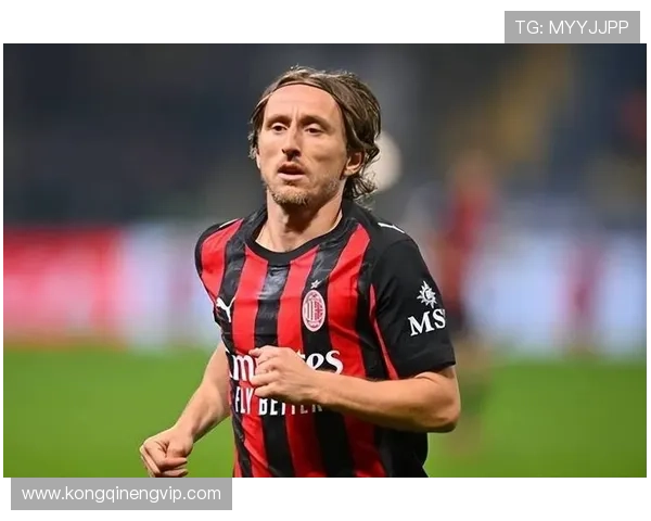 莫德里奇在对阵马竞的比赛中出场86分钟,本赛季第4次首发 莫德里奇在对阵马竞的比赛中出场86分钟,本赛季第4次首发